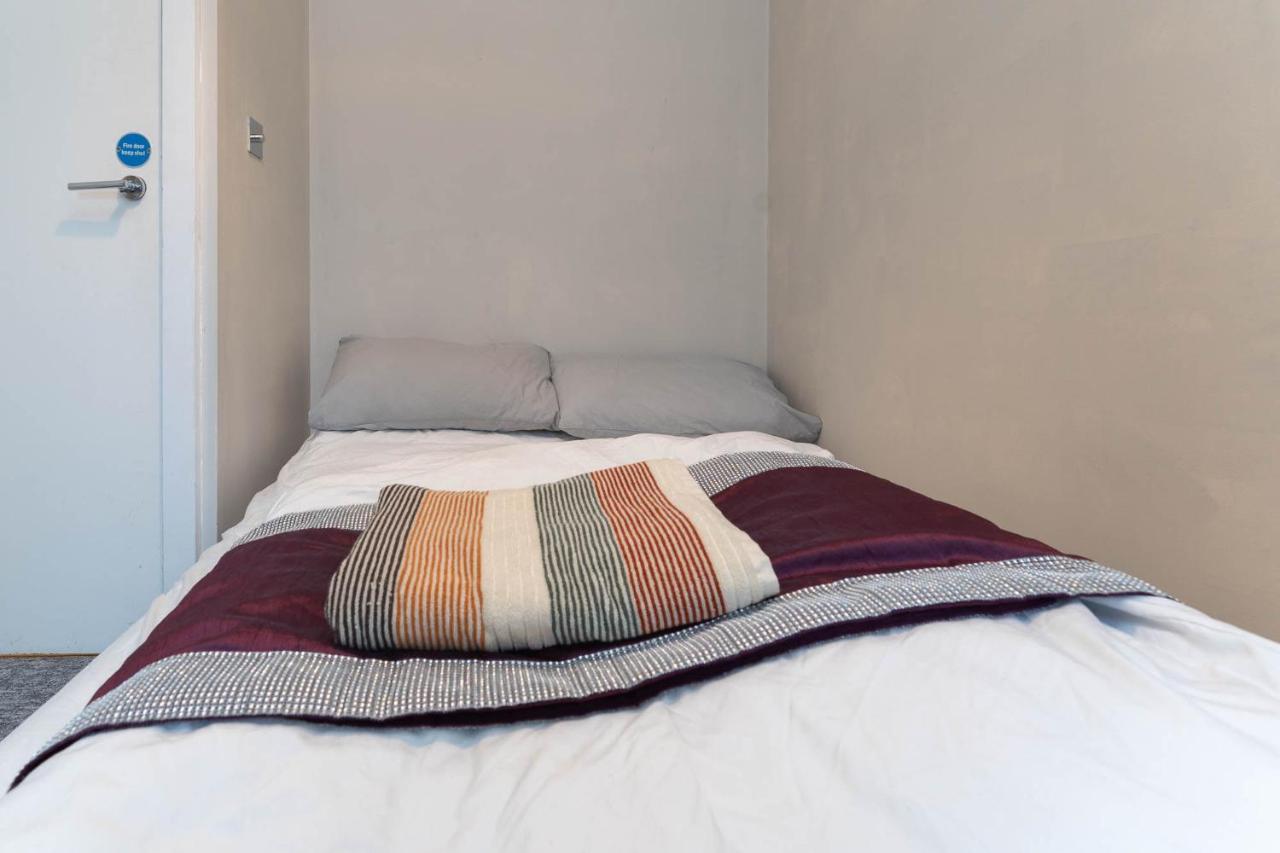 Sealanes 1 * Brighton